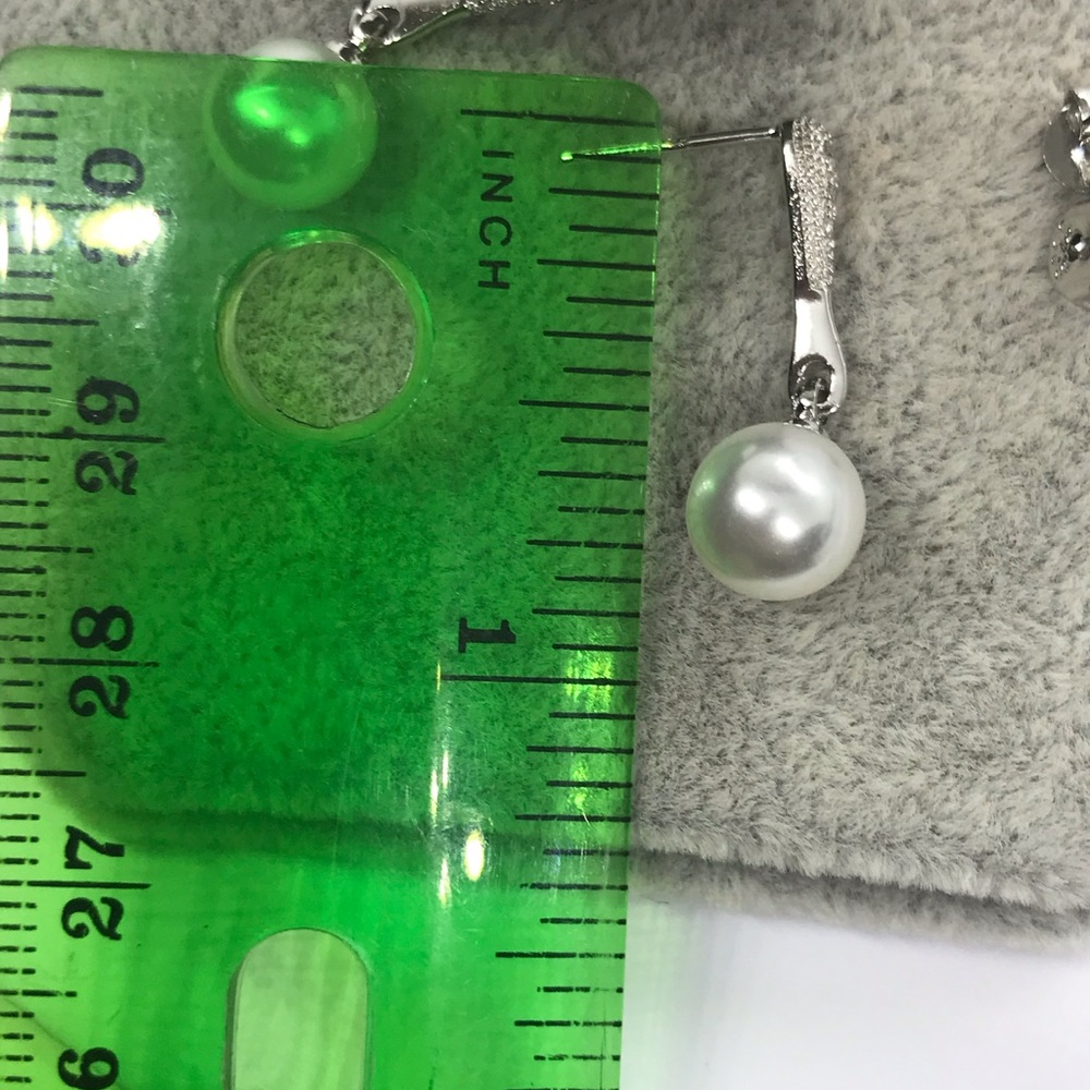 🌟 Sterling Silver 925 Faux Pearl Earrings - Picture 5 of 5